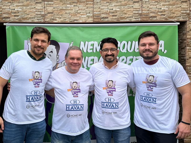 Povo da Amfri: Jaylon Cordeiro, diretor-executivo do CIM-Amfri; Bruno, controle interno; João Vitor Administrativo e Sidnei, gerenciamento do Sisbi