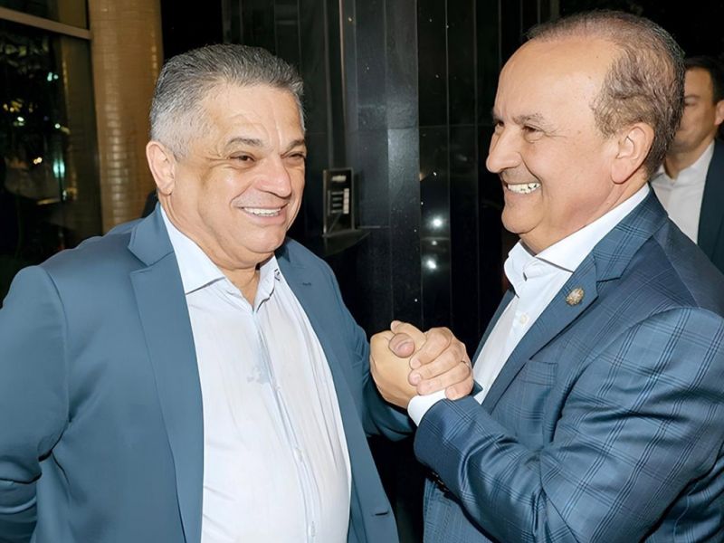 O deputado sapatinho Carlos Humberto (PL?) quer ter o apoio do Jorginho Mello (PL) e do João Rodrigues (PSD)