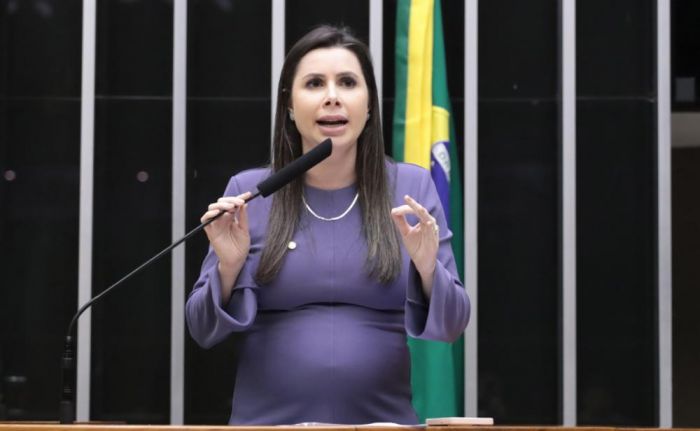 Exclusivo: Carol de Toni confirma candidatura ao Senado