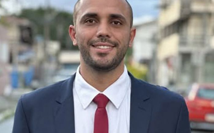 Novo líder da oposição