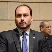 Desconexão com a realidade de SC