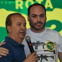 Jorginho na mira de Carlos Bolsonaro