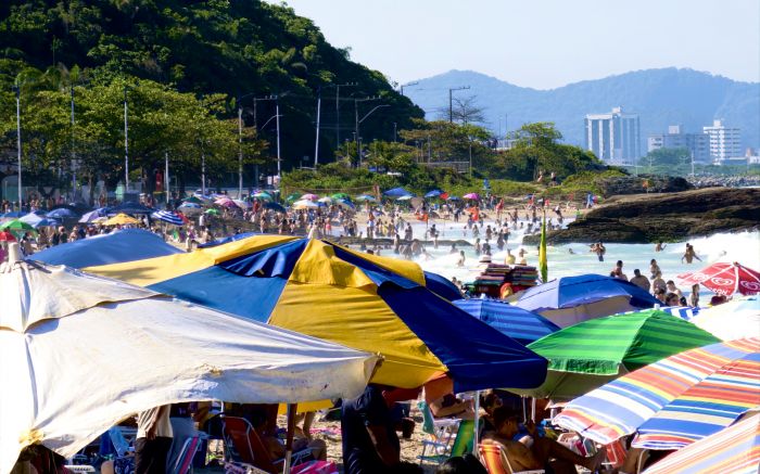 Mar de gente em Cabeçudas