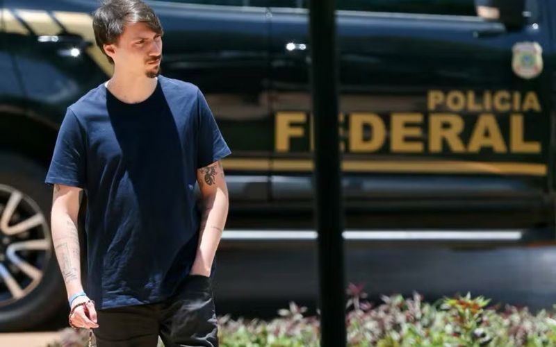 O vereador Jair Renan Bolsonaro (PL), o 04, tá mais ausente do que presente na casa do povo da Dubai city (foto: divulgação)