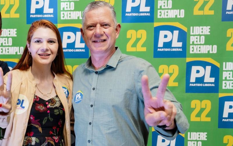 O vice-prefeito da city pexêra, o papai sabe-tudo Rubens Angioletti (PL), quer ser candidato a deputado estadual. E como fica a deputada estadual Ana Campagnolo (PL)? 