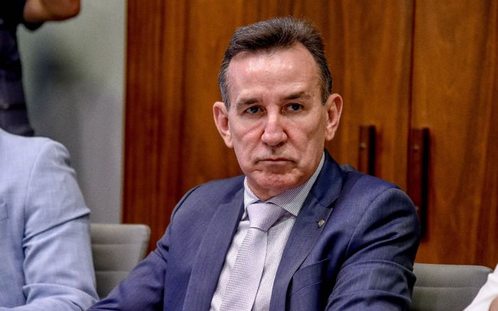 Minister tá devendo, e não é pouco