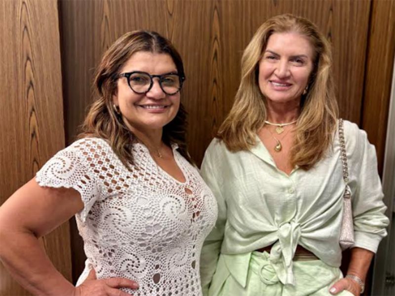 Angela Freire e Sandra Tasca durante o evento de apresentação da clínica La Puissance, na Brava (foto: divulgação)