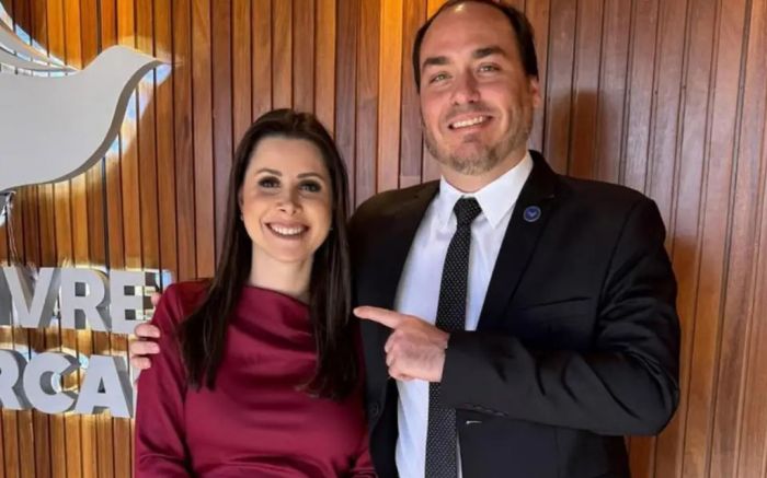 Jorginho busca viabilizar Carlos e Carol ao Senado