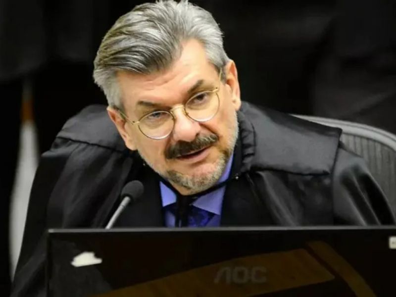 Denúncia: A investigação de importunação sexual contra uma jovem de 18 anos deixou o ministro catarinense do Superior Tribunal de Justiça (STJ), Marco Buzzi, em situação constrangedora. Ele nega as acusações e se diz surpreso com a denúncia. Um BO foi registrado em São Paulo. STJ e CNJ abriram inquérito para apurar o caso que teria acontecido em Balneário Camboriú. (Arquivo/STJ)