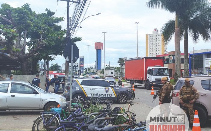 Operação tira 22 moradores da rua em Itajaí