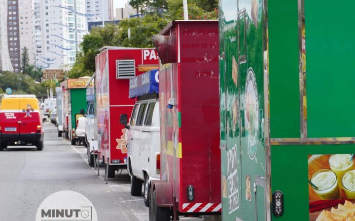 Nova lei que regula food-trucks passa na Câmara